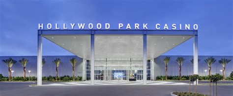 Pekerjaan dan Promosi: Menjadi Bagian dari Hollywood Park Casino