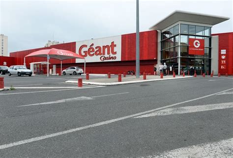 Reopening of Géant Casino in Nevers and Transformation into Intermarch