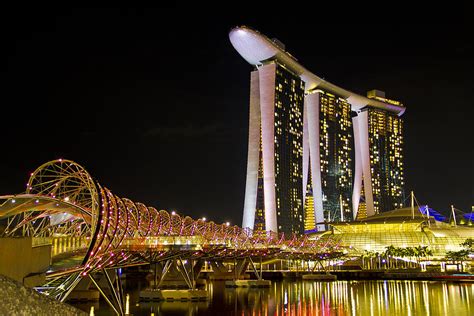 Marina Bay Sands: Tempat Wisata Wajib Kunjungi di Singapura