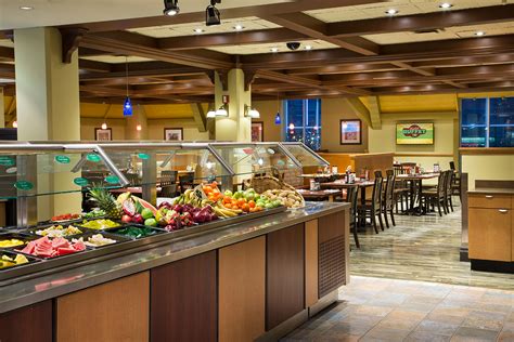 Dining at Fallsview: Fallsview Grand Buffet – Pengalaman Makan yang Menakjubkan di Niagara Falls