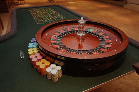 Hire Casino Tables: Biaya untuk Pesta yang Menarik