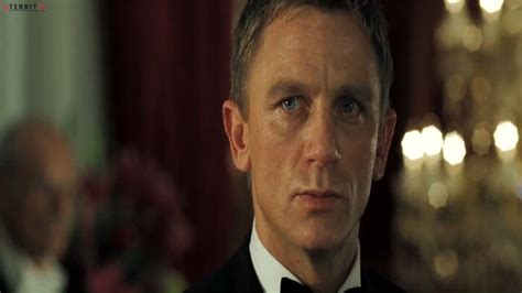 Menghadapi Bahaya dalam Kariernya: James Bond dalam “Casino Royale