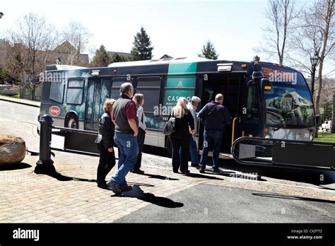 Sejarah Bus Limocar di Mont-Tremblant