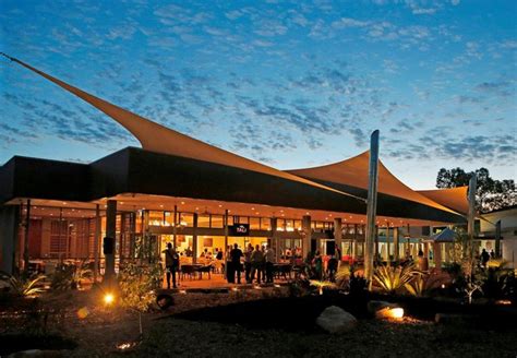 Memanfaatkan Kartu Kredit American Express dan Diskon 3% untuk Pembayaran dengan Kartu Kredit Diners Club di Crowne Plaza Alice Springs Lasseters