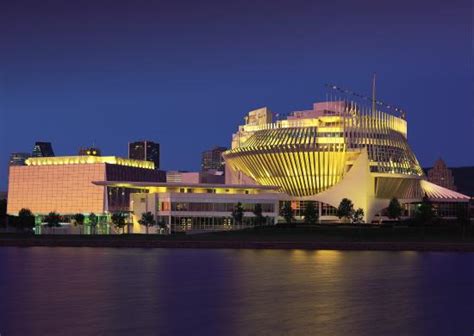 Mengoptimalkan Pilihan Hotel di Montreal