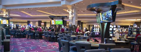 Pengalaman yang Memorable dengan Riverside Casino & Golf Resort