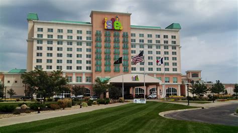 Pengalaman Bermain Kasino di Iowa: Riverside Casino & Golf Resort sebagai Contoh