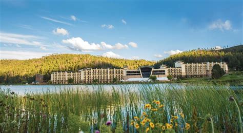 Inn of the Mountain Gods Resort and Casino: Experience Luxury and Entertainment in Ruidoso