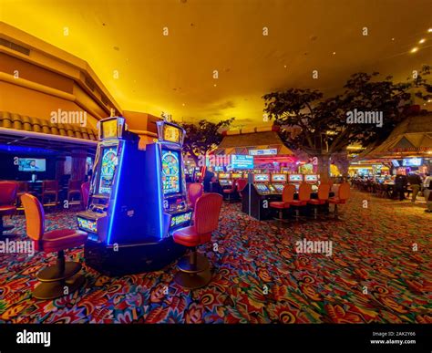 Artikel tentang Fiesta Henderson Hotel dan Casino di Las Vegas