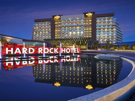 Menjadi Bintang Rock di Hotel Hard Rock Cancun