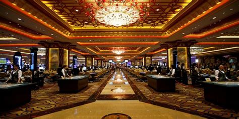 Casinos in Bangkok – What to Know Before Spinning the Wheel