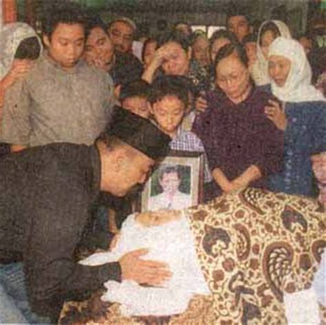 Makam Dono Warkop: Sederhana dan Tercinta