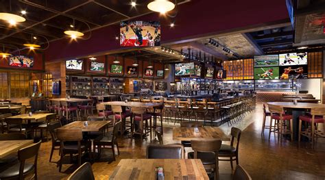 TAP Sports Bar: A Hub of Comfort Food and Sports Frenzy in Las Vegas