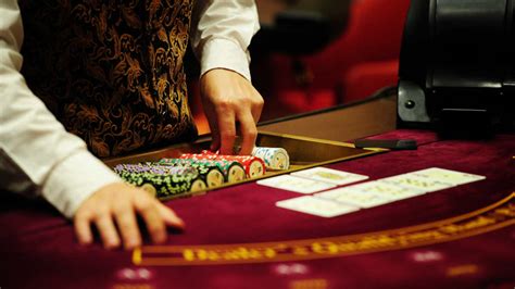 Bagaimana Bermain Blackjack Casino: Strategi dan Tips