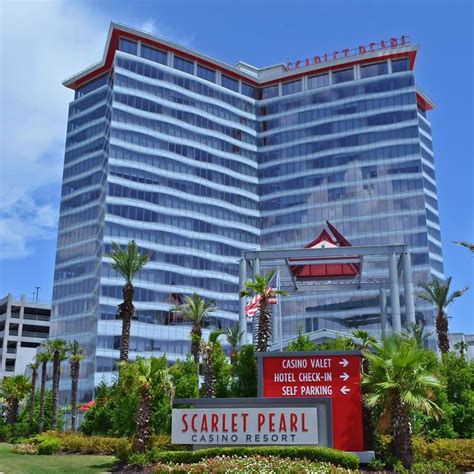 Menjadi Pengalaman Makanan dan Belanja yang Unik di Scarlet Pearl Casino Resort