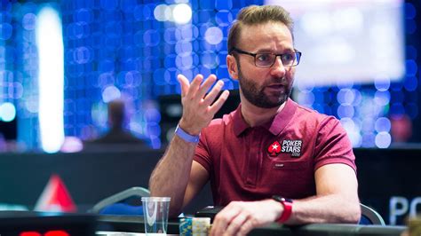 Tips Poker Daniel Negreanu: Bagaimana Bermain Pasang Raja