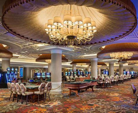 Memanah Batu: Pengalaman Liburan di Turning Stone Resort Casino