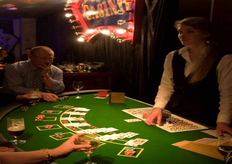 Memanangkan Malam: Casino Night yang Unforgettable