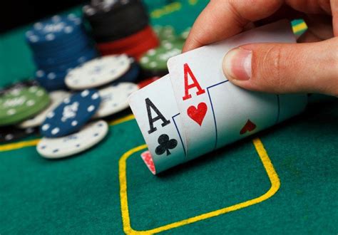 Psikologi dalam Permainan Poker: Beradaptasi dengan Opponent