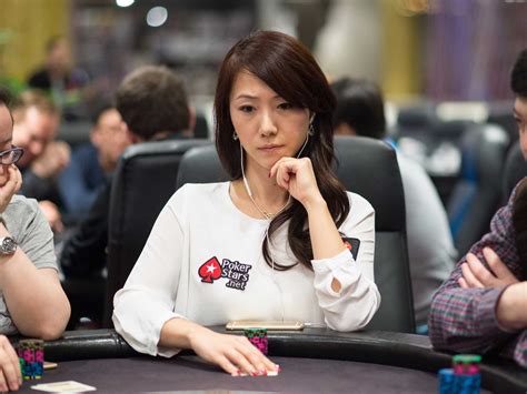 Mengembangkan Poker di Asia: Wanita yang Berhasil