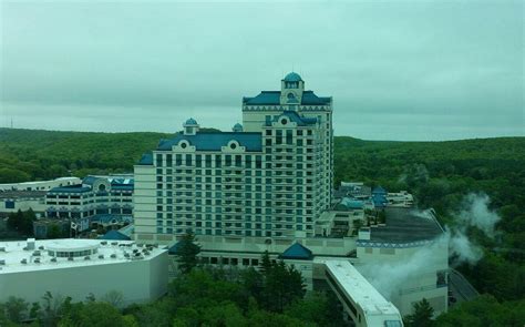 Foxwoods Resort Casino: A World-Class Destination in Mashantucket, Connecticut