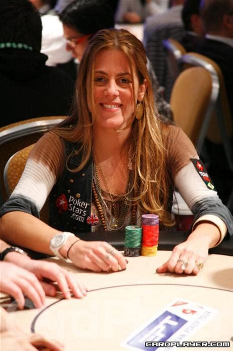 Artikel: Maria Mayrinck, Seorang Poker Star Brasil