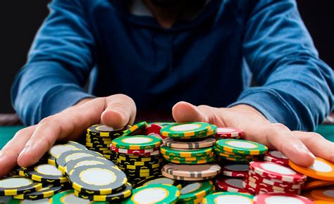 Menghadapi Pilihan: Limit vs No Limit Poker