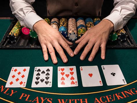 Tips untuk Bermain Poker dengan Etiket di Kasino