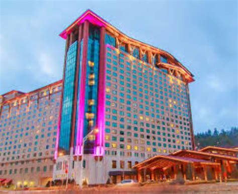 Mengintip Hotel Harrah’s Cherokee Casino Resort di Cherokee, North Carolina