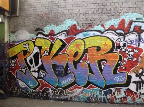 Aksesoris Keren untuk Ponsel dan Komputer Anda: Graffiti Wallpapers HD