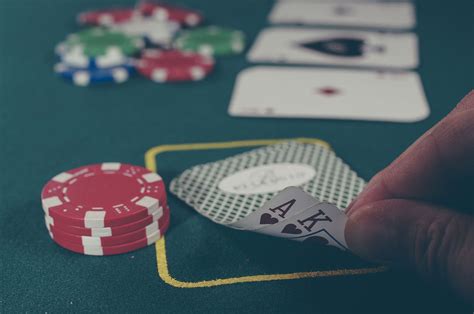 Poker Etiquette: The Right Time to Leave the Table