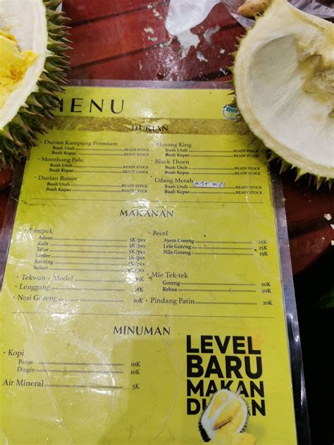 Poker Durian Runtuh