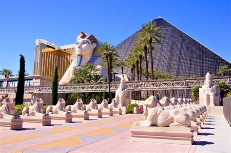 Mengenal Luxury Hotel di Las Vegas: Luxor