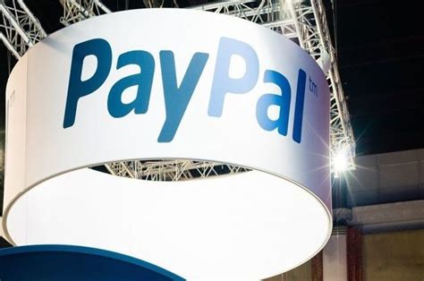 Bermain Poker Online dengan PayPal: Tips dan Panduan