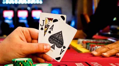 Menarik Cip Lawan di Judi Online Poker: Strategi dan Tips