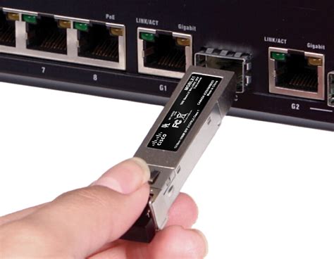 Penggunaan Modul Cisco Dual SFP Mini-Gbic Slots untuk Meningkatkan Kinerja Jaringan