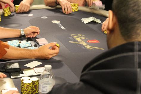 Bermain Poker di Los Angeles: Tempat-Tempat Terbaik dan Info Lainnya