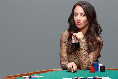 Mengapa Molly Bloom, yang Dulu Terkenal sebagai “Poker Princess”, Kini Menjadi Wanita Inspiratif