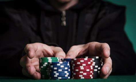 Aneks: Memahami Aneks dalam Poker