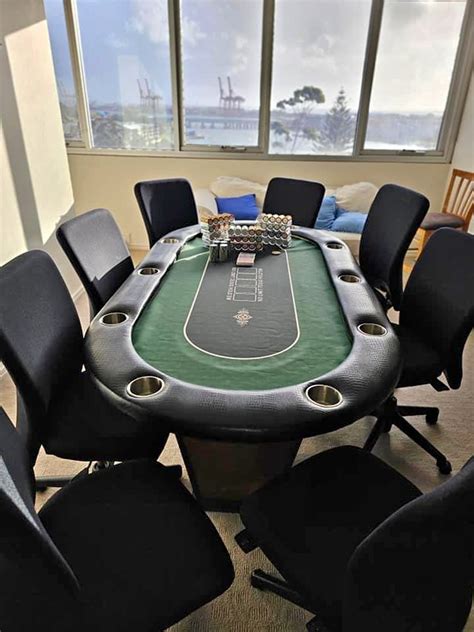 Poker Tables and More: Enhancing Your Poker Experience