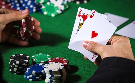 Poker: 10 Combinações Válidas e Como Jogá-la