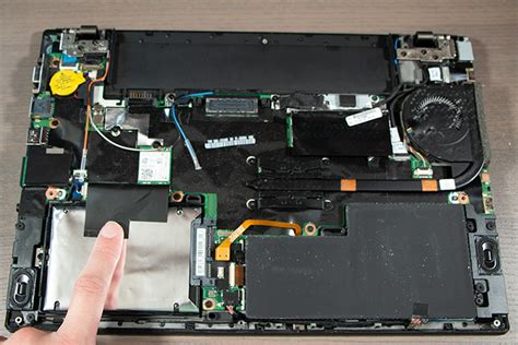 Apakah Laptop ThinkPad X230 Memiliki Slot M2 HDD