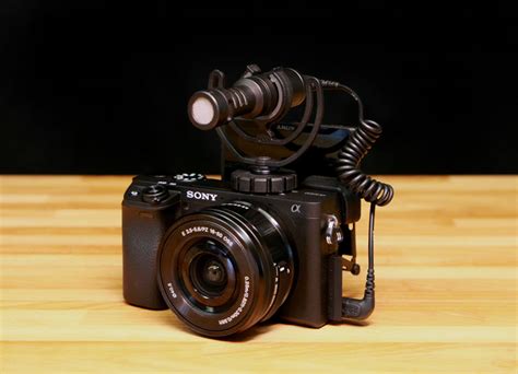 Sony Alpha a6400 Mirrorless Digital Camera: Pengalaman Fotografi yang Membungkakan