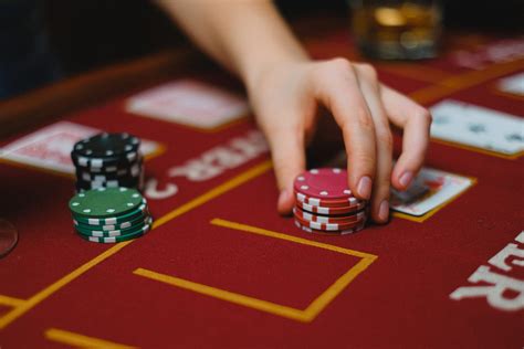 Mengintip Seni Fotografi Poker: Membuat Imajinasi Menjadi Karya