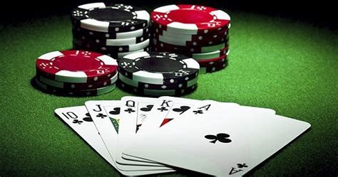 Strategi Poker Online: Menguasai Meja