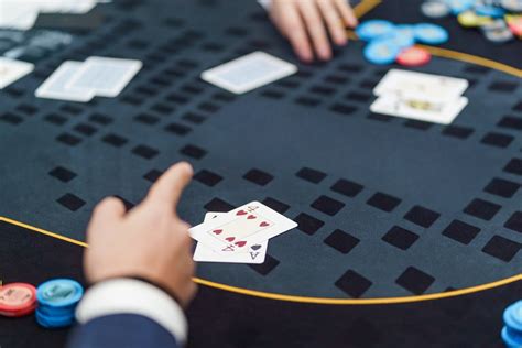 Prop Bet in Poker: Meaning, Strategies, & Examples