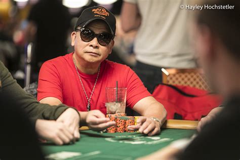 Johnny Chan: Legendary Poker Player dan Pengembang Bisnis