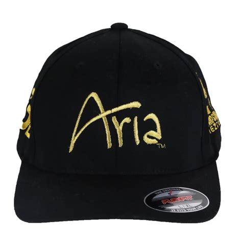 Dress Like a Champion dengan Aria Poker Hat dari Phil Hellmuth