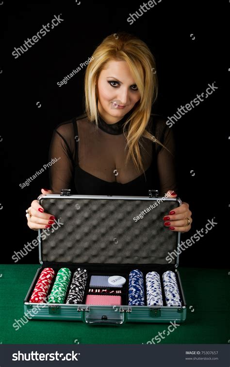 Sexy Poker Dealer: The Ultimate Bachelor Party Experience