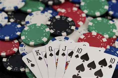 Poker Game Yang Menghadiahkan Uang Nyata untuk Pengguna Indonesia